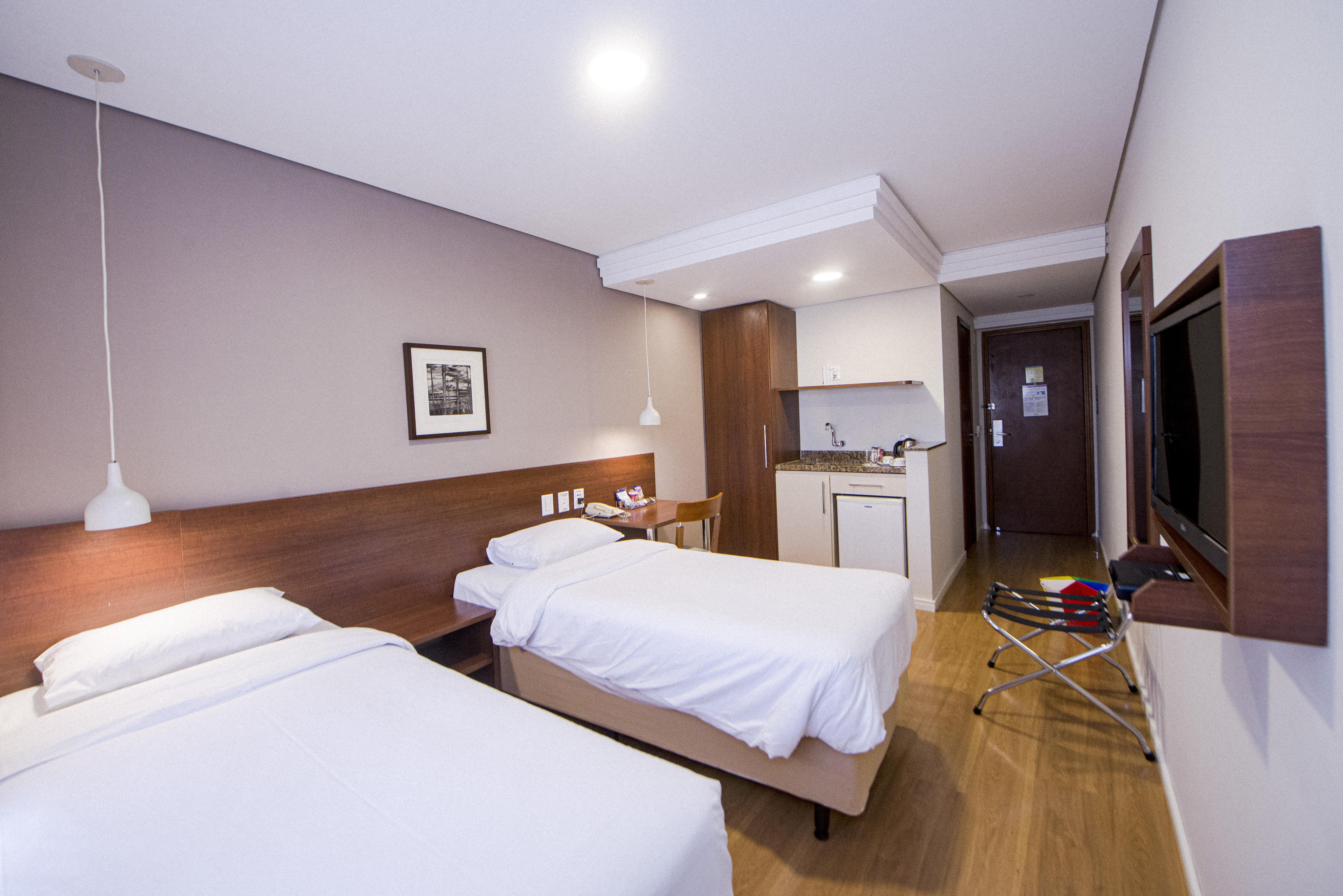 Mercure Curitiba Golden Esterno foto